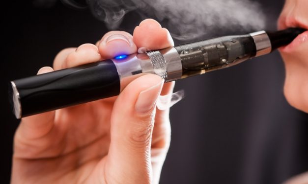 Idées-cadeaux : que faut-il offrir à un fumeur de cigarette électronique ?